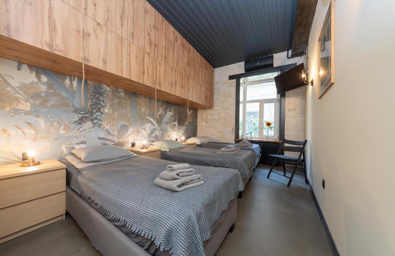Apart Hotel On Zoloti Vorota Kiev Extérieur photo