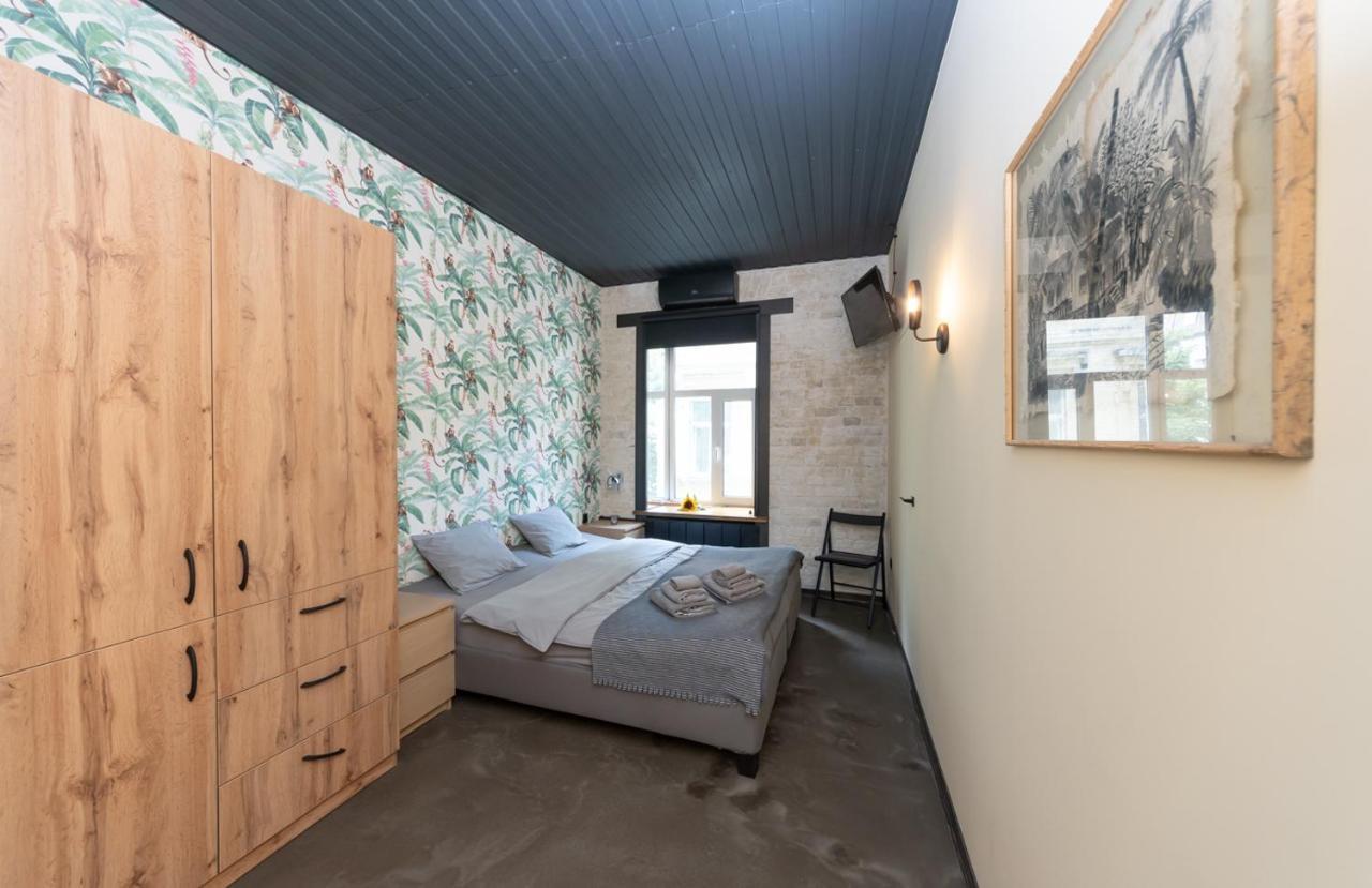 Apart Hotel On Zoloti Vorota Kiev Extérieur photo
